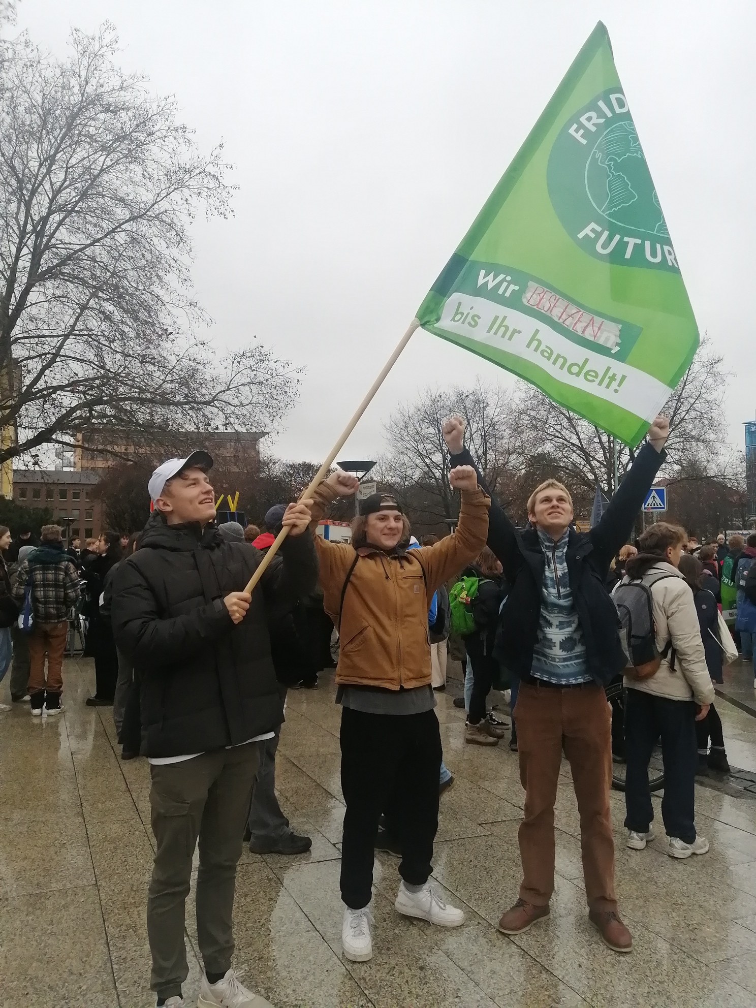 2022-12-23-Demo-FKG-Besetzung-Rathaus3